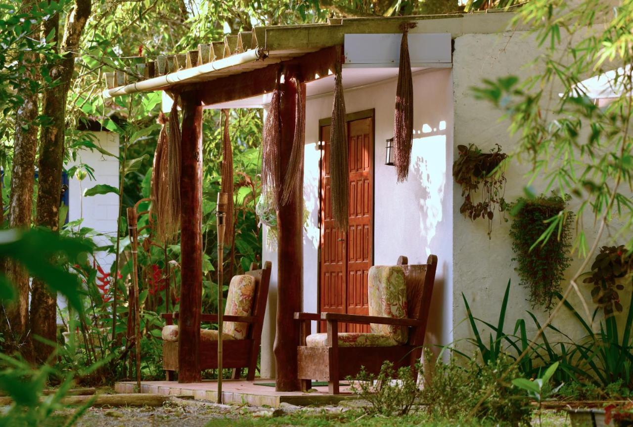 Casa A Beira Do Rio Jaguareguava Na Mata Atlantica Em Bertioga Sp Villa Dış mekan fotoğraf
