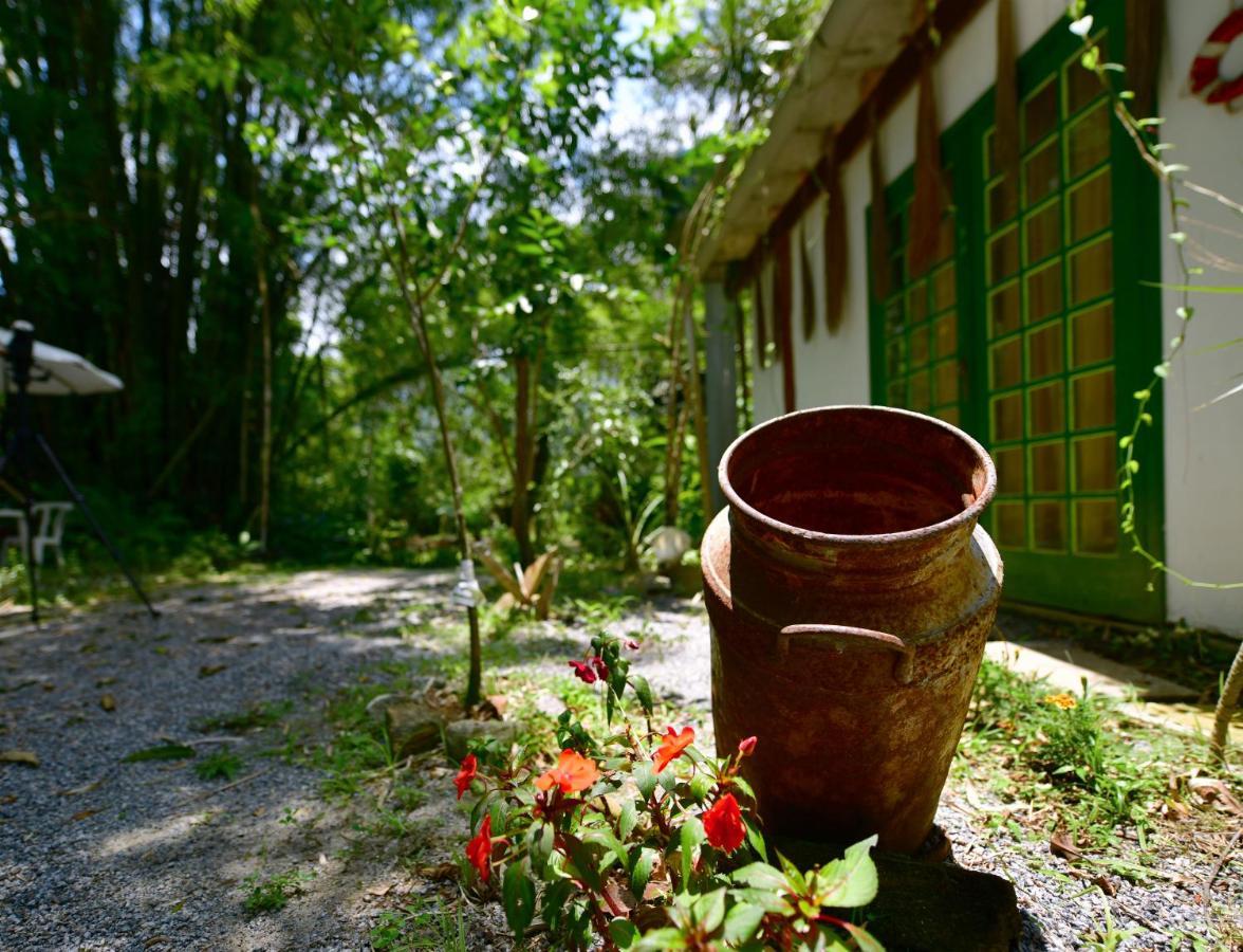 Casa A Beira Do Rio Jaguareguava Na Mata Atlantica Em Bertioga Sp Villa Dış mekan fotoğraf